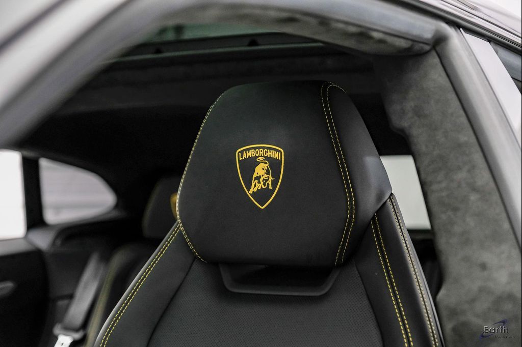 صورة مصغرة 41 لـ 2022 Lamborghini URUS AWD