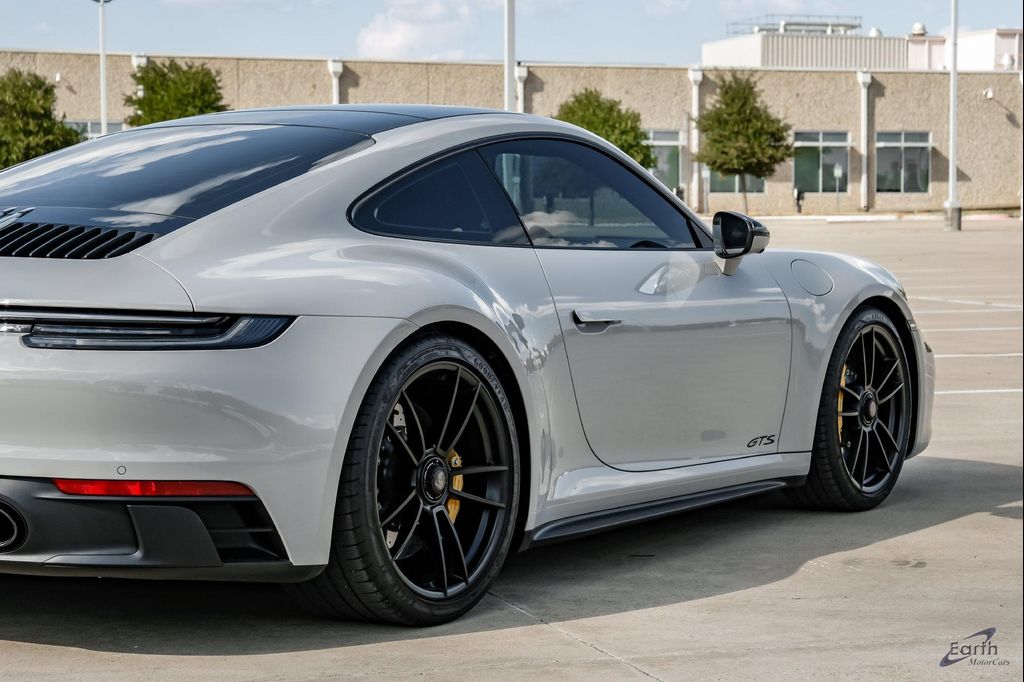 2024 Porsche 911 CARRERA GTS 缩略图 18
