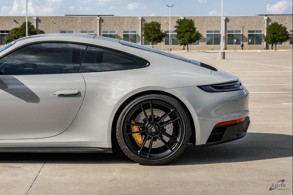 2024 Porsche 911 CARRERA GTS 缩略图 10