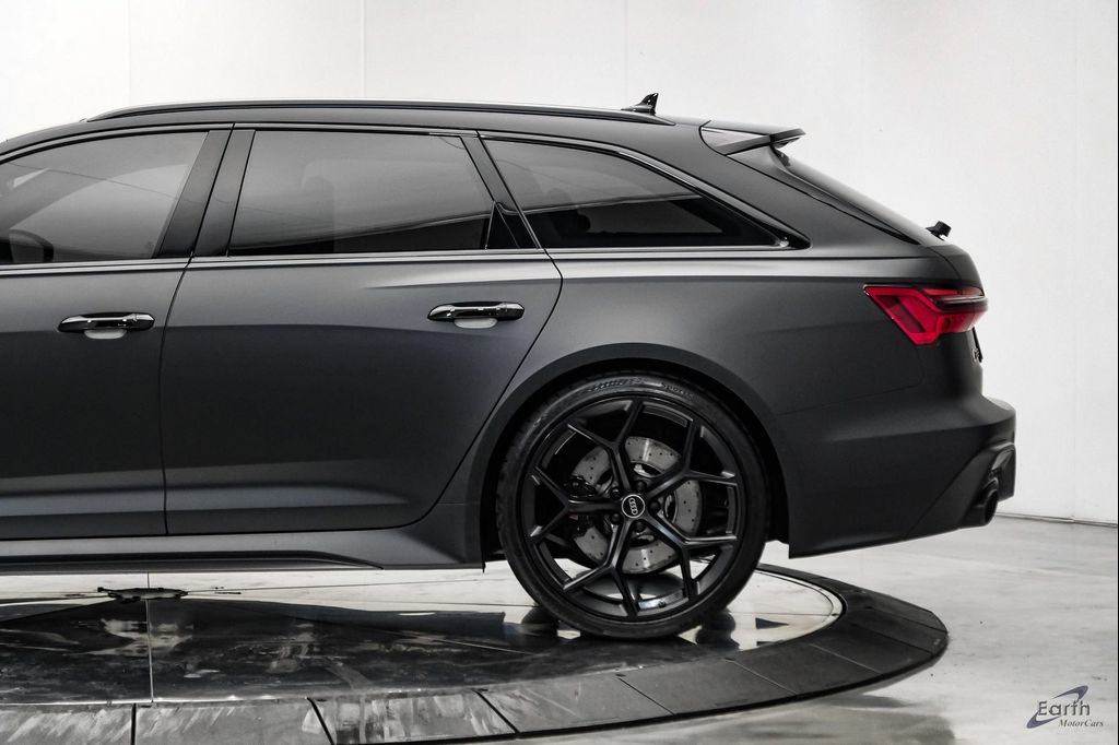 2024 AUDI RS 6 AVANT 4.0T — фото 9