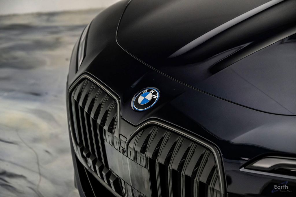 2025 BMW I7 XDRIVE60 thumbnail 32