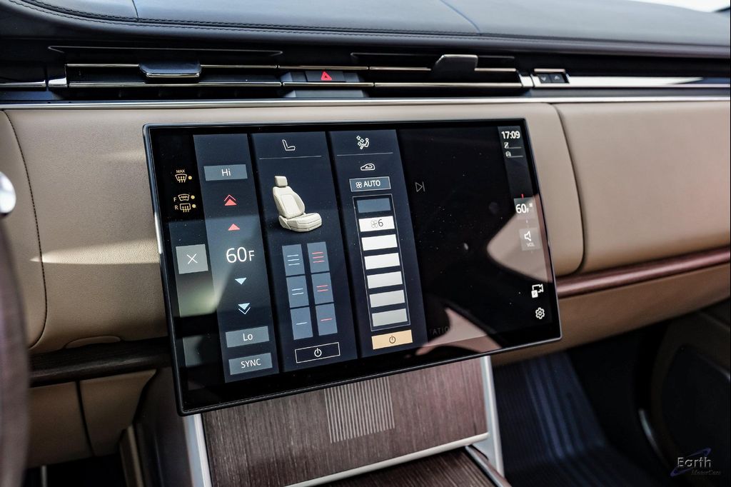 صورة مصغرة 56 لـ 2025 LAND Rover RANGE ROVER P530 AUTOBIOGRAPHY
