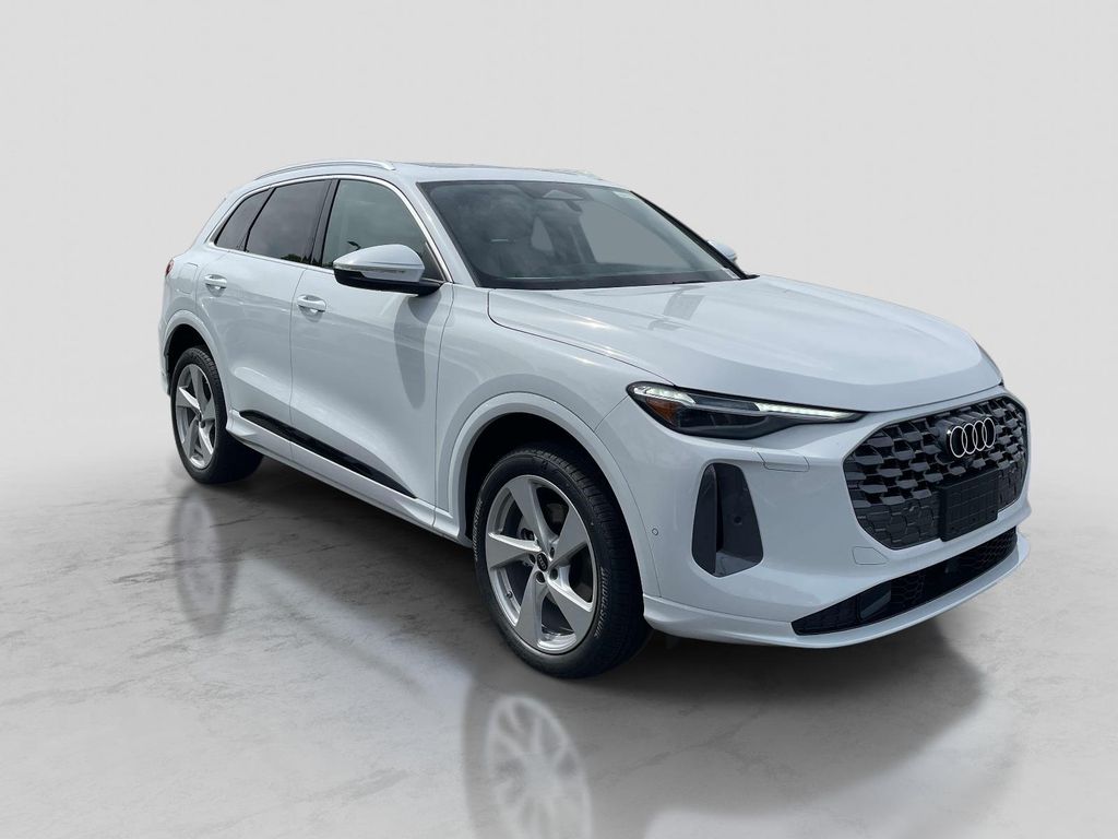 New 2026 Audi Q5 Premium Plus TFSI quattro S tronic