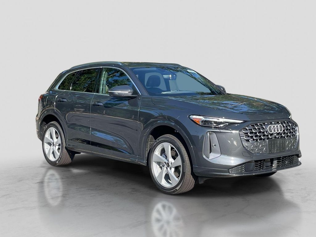 New 2026 Audi Q5 Premium Plus TFSI quattro S tronic