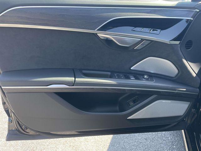 صورة مصغرة 16 لـ 2026 AUDI A8 55 TFSI QUATTRO TIPTRONIC