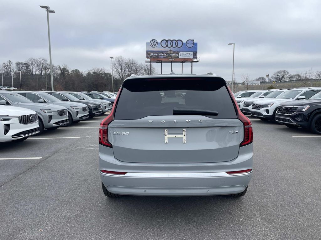 2026 VOLVO XC90 PLUG-IN HYBRID PLUS, T8 AWD, ELECTRIC/GASOLIN photo 6