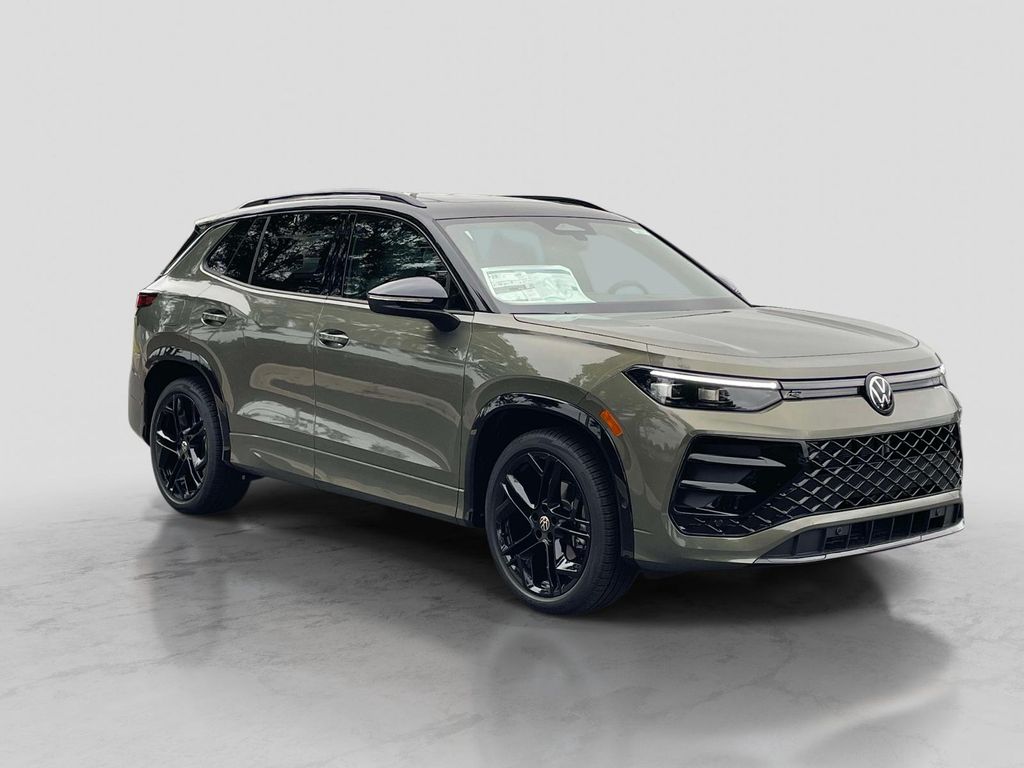 New 2026 Volkswagen Tiguan 2.0T SE R-Line Black