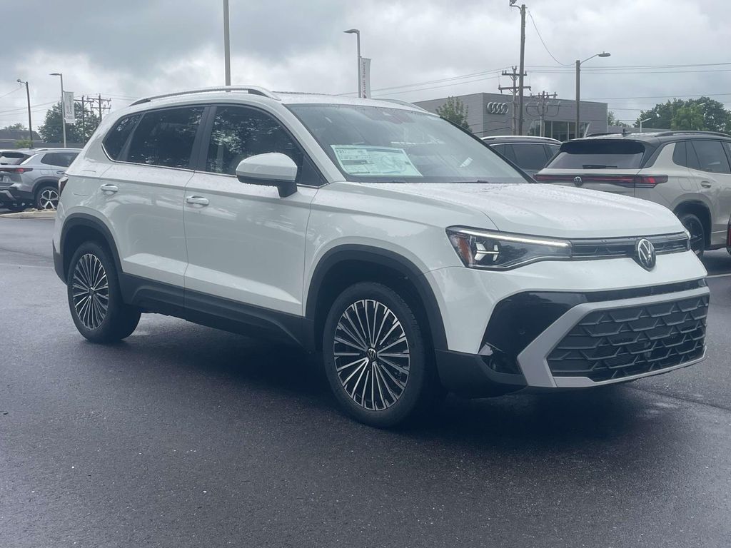 New 2026 Volkswagen Taos SE