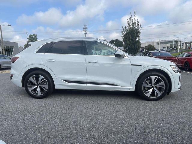 2024 AUDI Q8 E-TRON PRESTIGE — фото 8