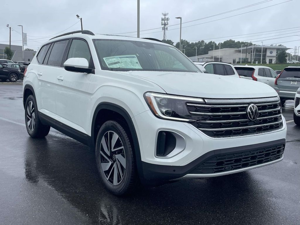 New 2026 Volkswagen Atlas 2.0T SE w/Technology