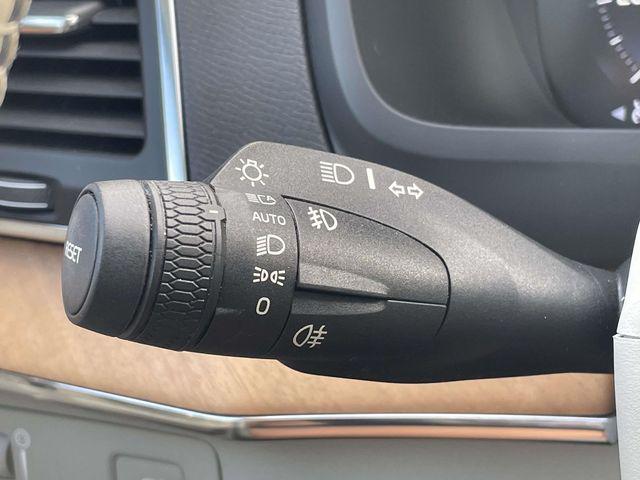 2021 Volvo XC90 T6 MOMENTUM 缩略图 24