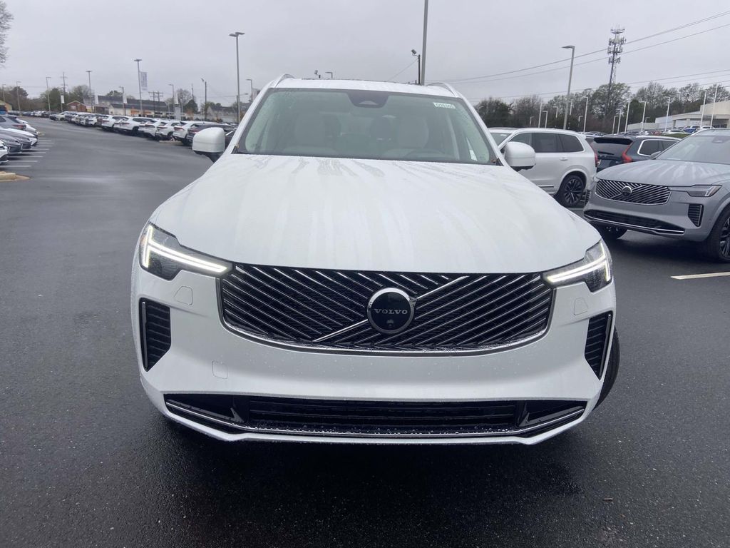 2026 Volvo XC90 B6 ULTRA 7-SEATER — фото 2