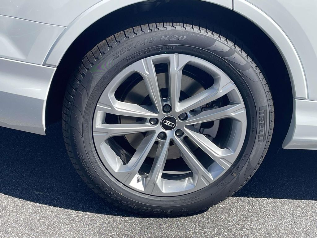 صورة 7 لـ 2026 AUDI Q7 55 PRESTIGE