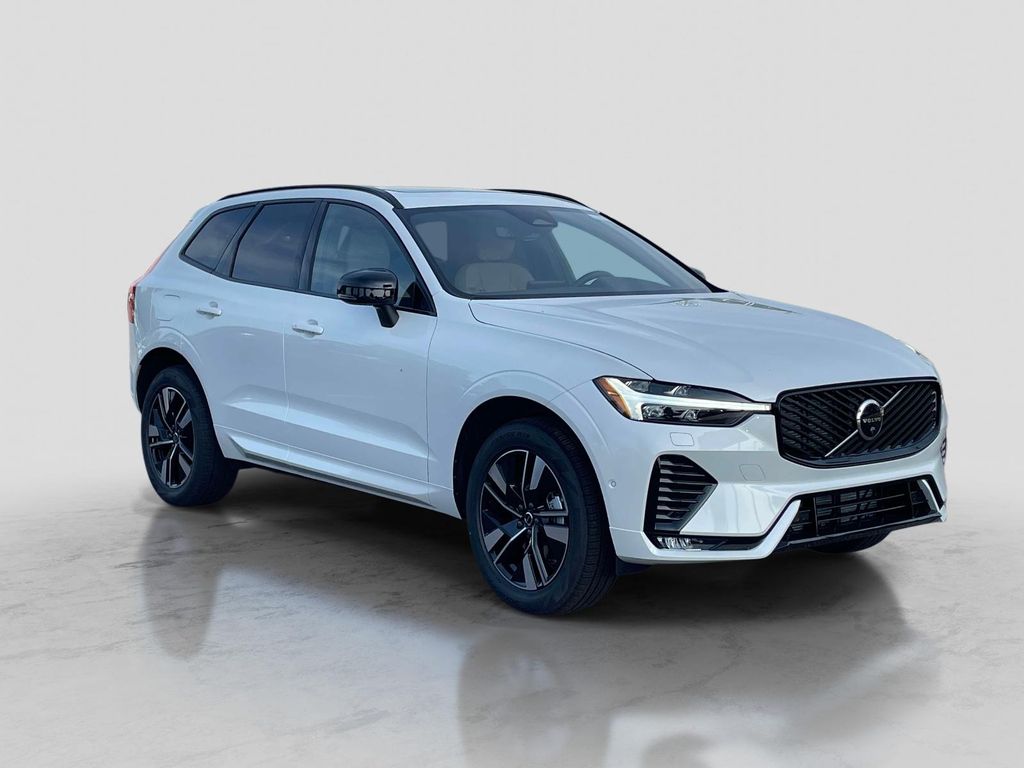 New 2026 Volvo XC60 B5 Plus
