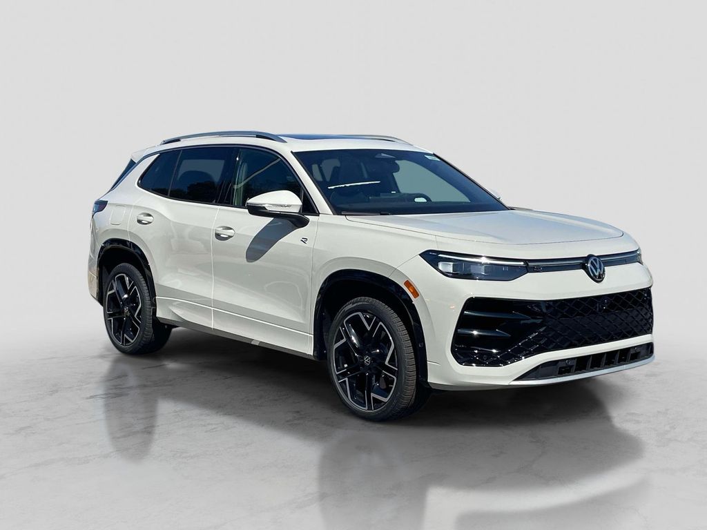 New 2026 Volkswagen Tiguan 2.0T SEL R-Line 4MOTION