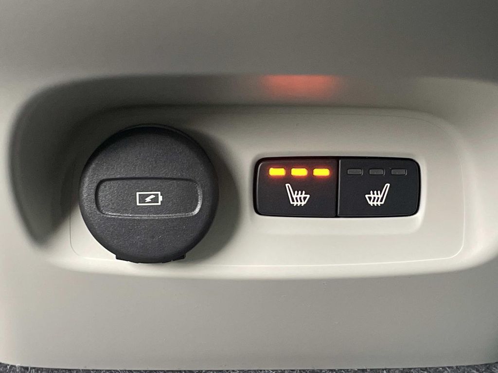 2026 Volvo XC40 ULTRA, B5 AWD GAS (MILD HYBRID), DARK 缩略图 13