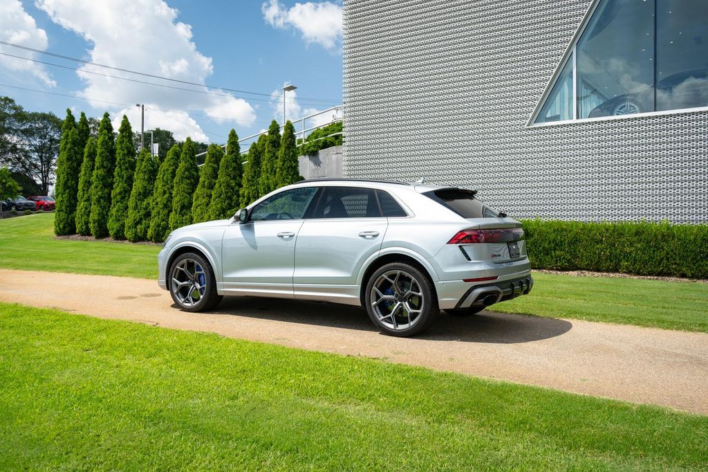 صورة مصغرة 21 لـ 2026 AUDI RS Q8 4.0T