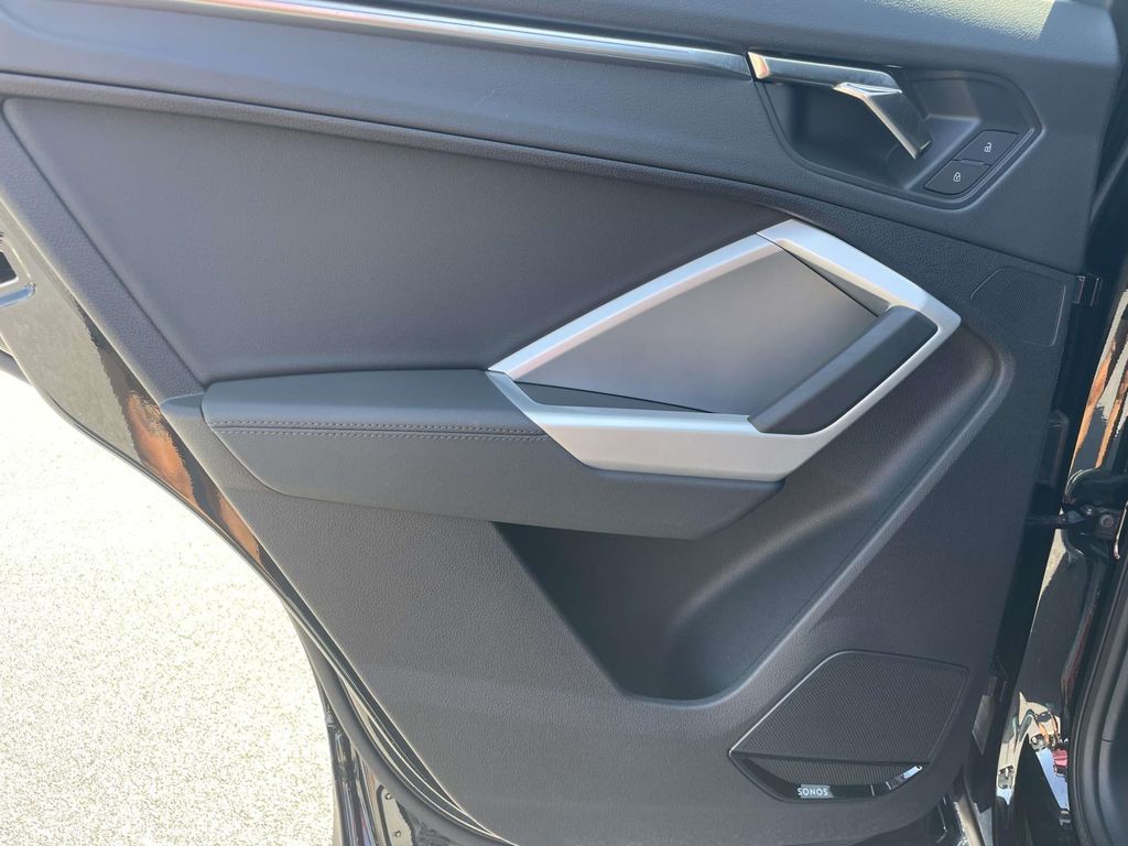 صورة مصغرة 13 لـ 2023 AUDI Q3 45 S LINE PREMIUM PLUS