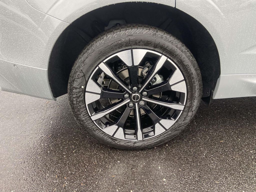 2026 Volvo XC60 B5 PLUS — миниатюра 11