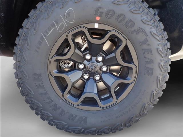 2026 RAM 1500 RHO CREW CAB 4X4 5'7' BOX — миниатюра 7