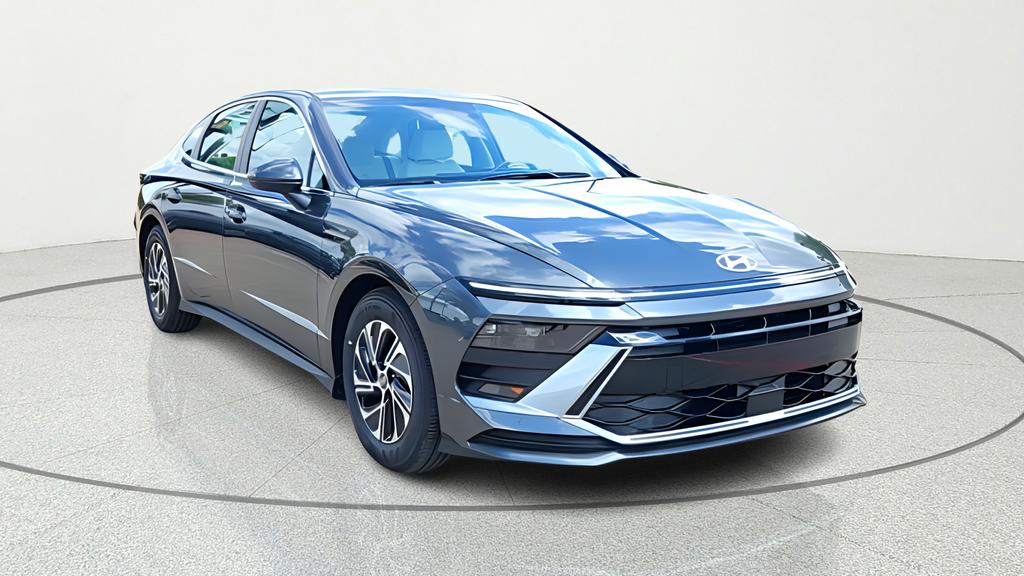 New 2026 Hyundai SONATA Hybrid Base
