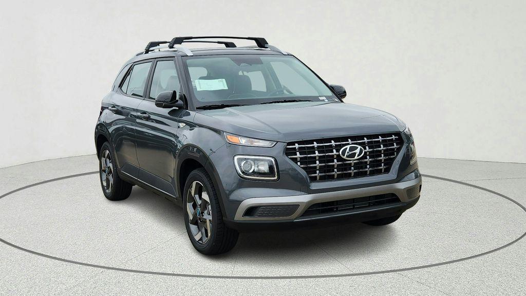 New 2026 Hyundai VENUE SEL w/Two-Tone Roof