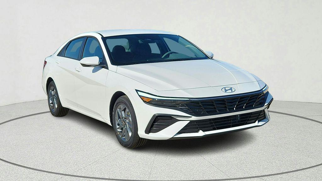 New 2026 Hyundai ELANTRA HEV Blue