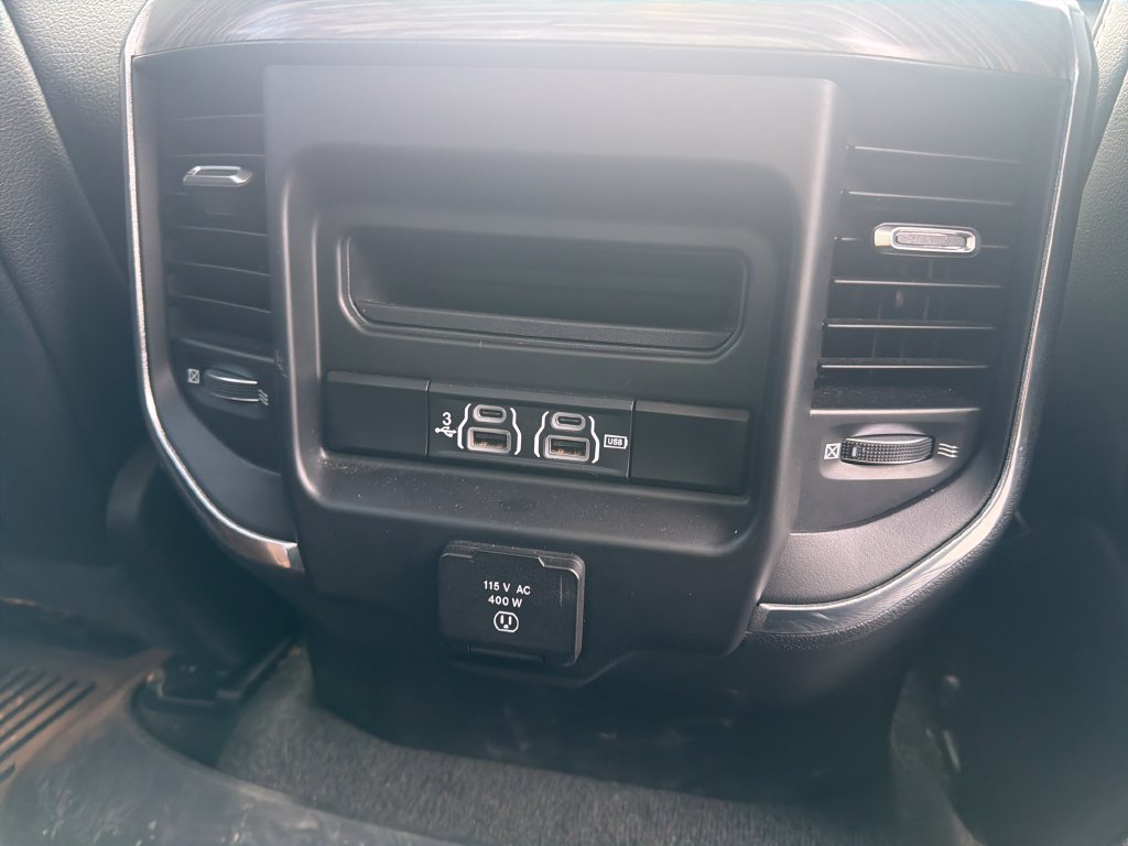 صورة مصغرة 28 لـ 2020 RAM 1500 LARAMIE