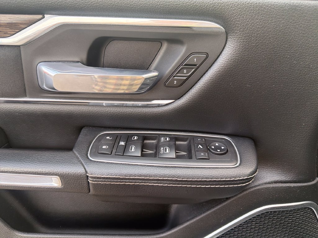 صورة مصغرة 12 لـ 2020 RAM 1500 LARAMIE