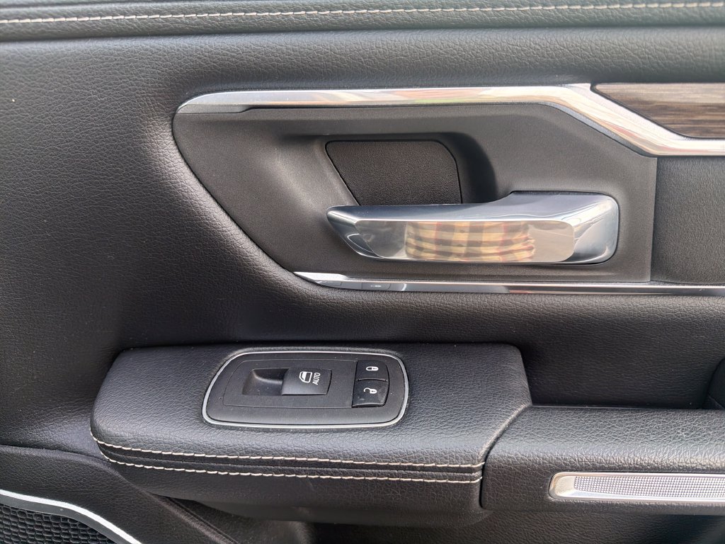 صورة مصغرة 23 لـ 2020 RAM 1500 LARAMIE