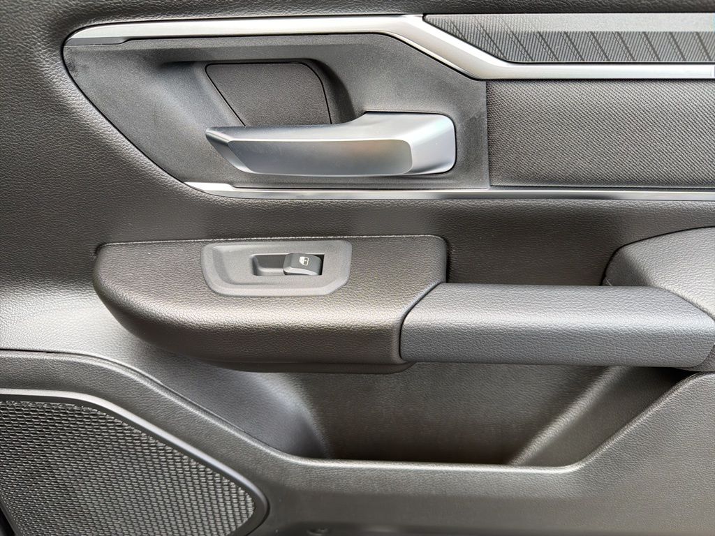 2026 RAM 1500 BIG HORN 缩略图 23