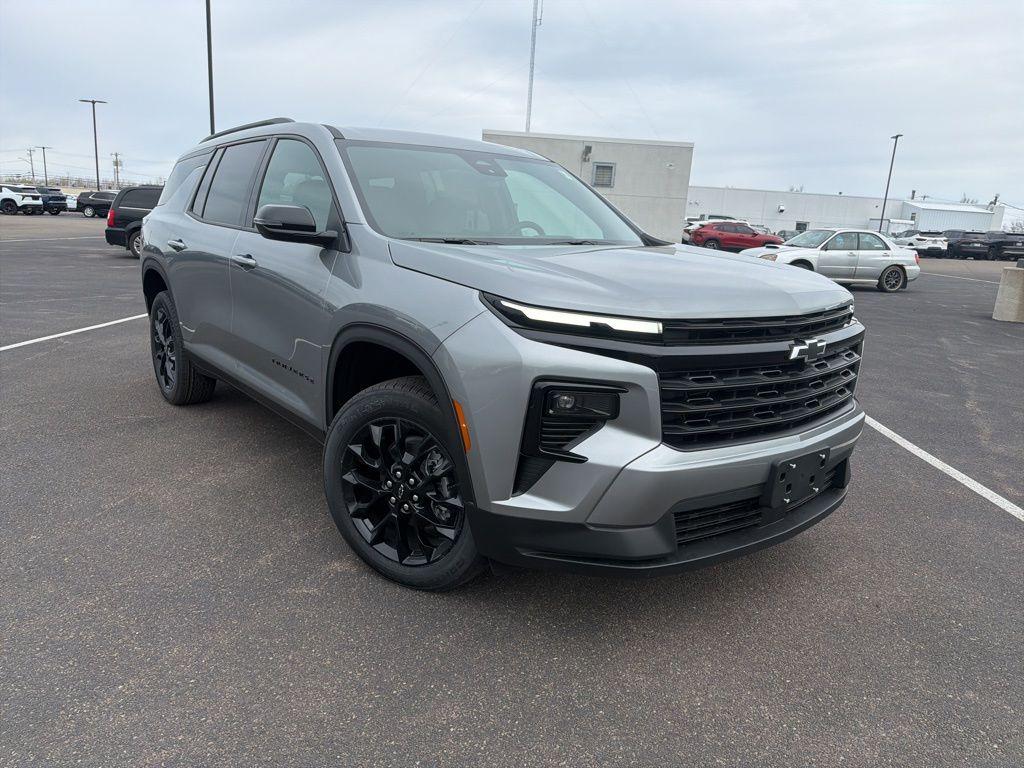 New 2026 Chevrolet Traverse LT