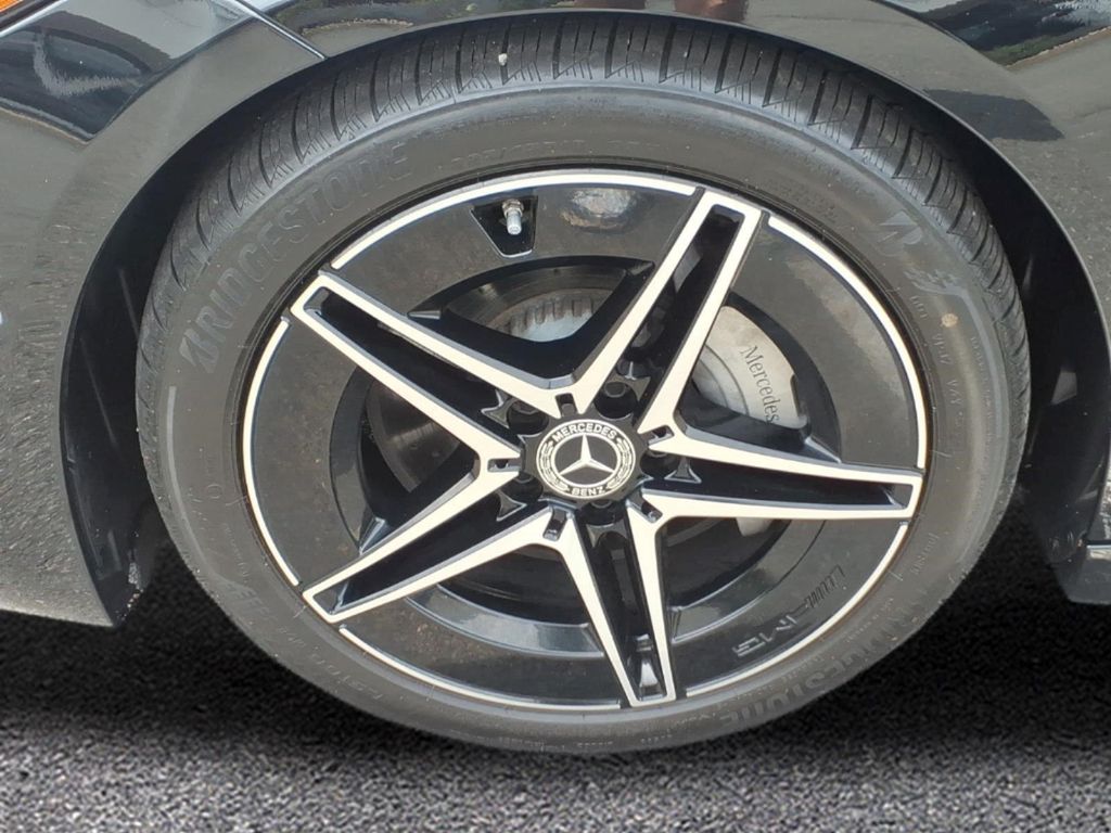 صورة 9 لـ 2022 Mercedes-BENZ C-CLASS