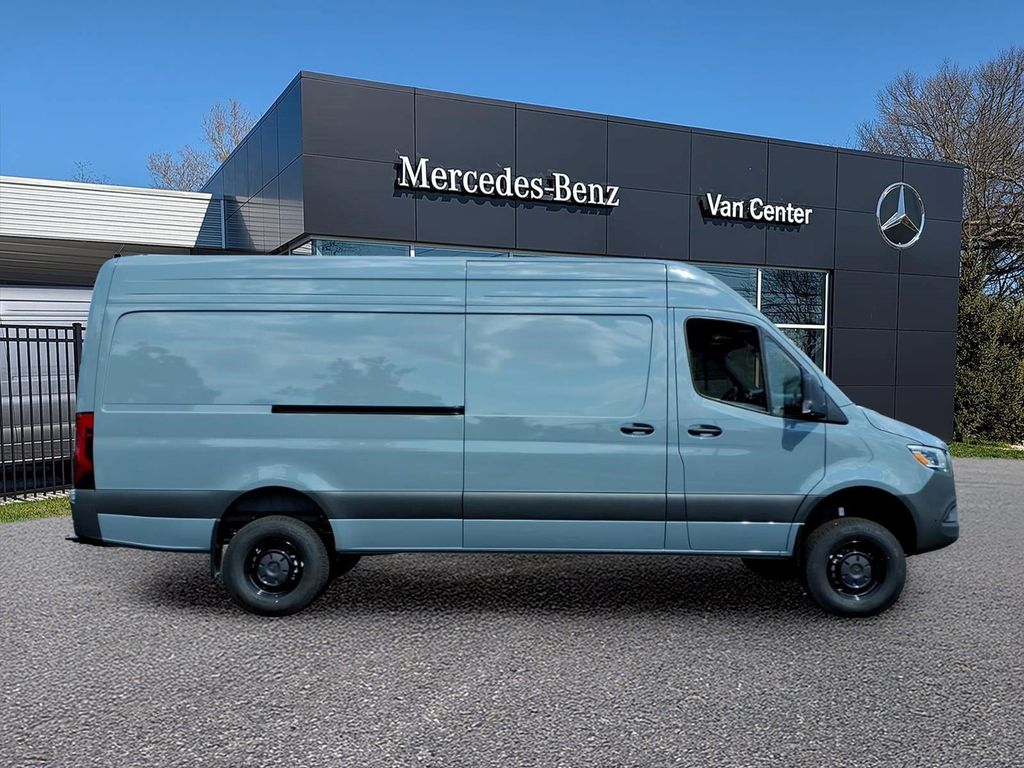صورة 2 لـ 2026 Mercedes-BENZ OTHERS