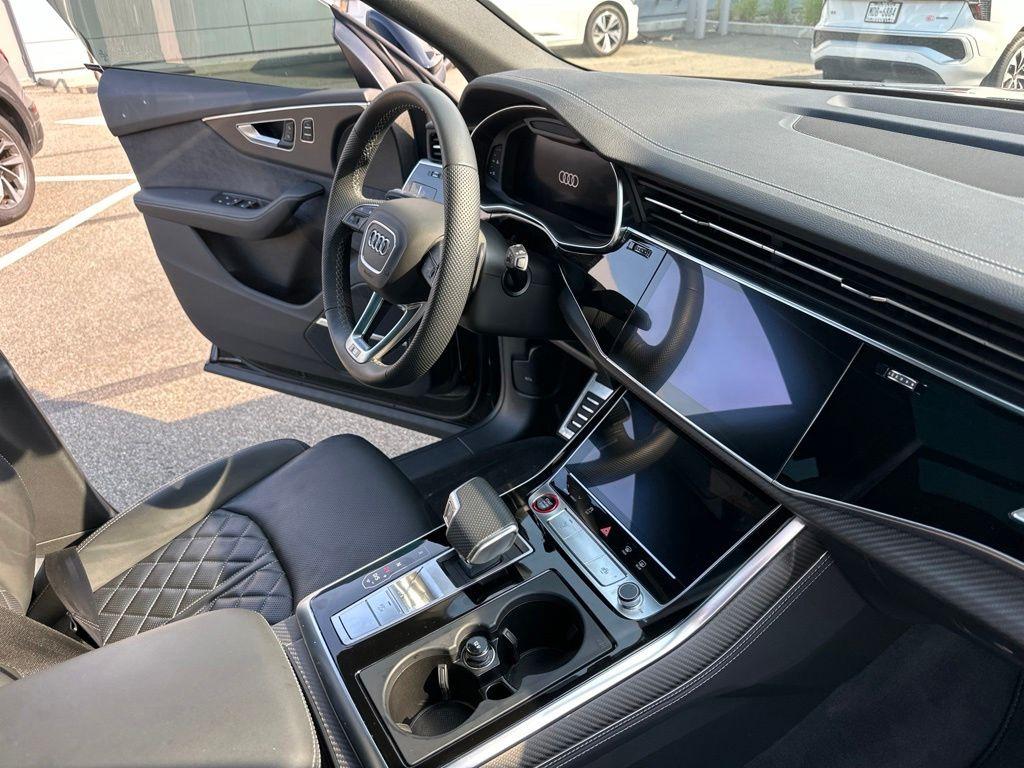 صورة 10 لـ 2025 AUDI SQ8 4.0T PREMIUM PLUS
