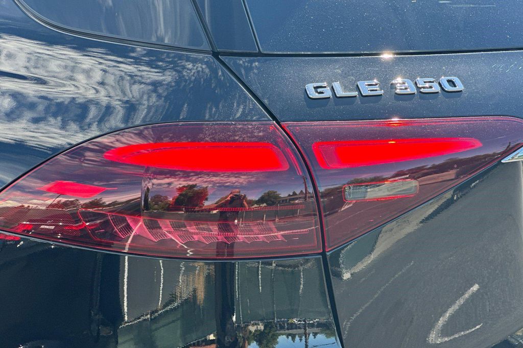 2026 Mercedes-BENZ GLE 缩略图 29