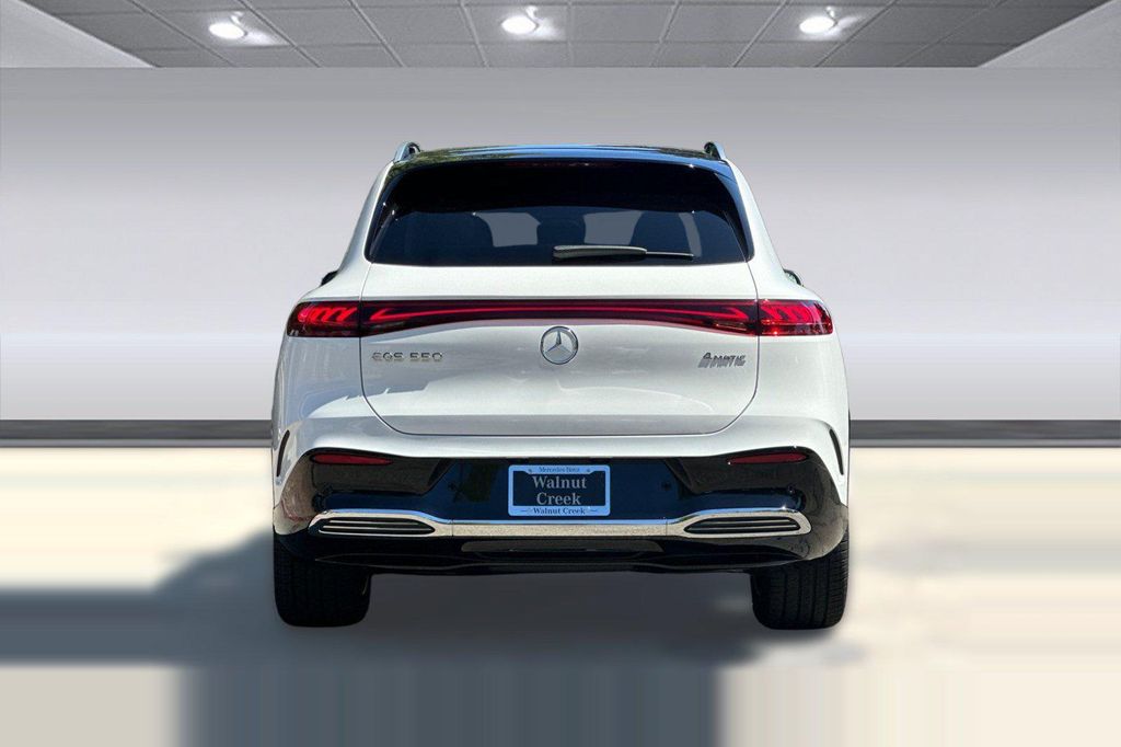 2026 Mercedes-BENZ EQS — миниатюра 10