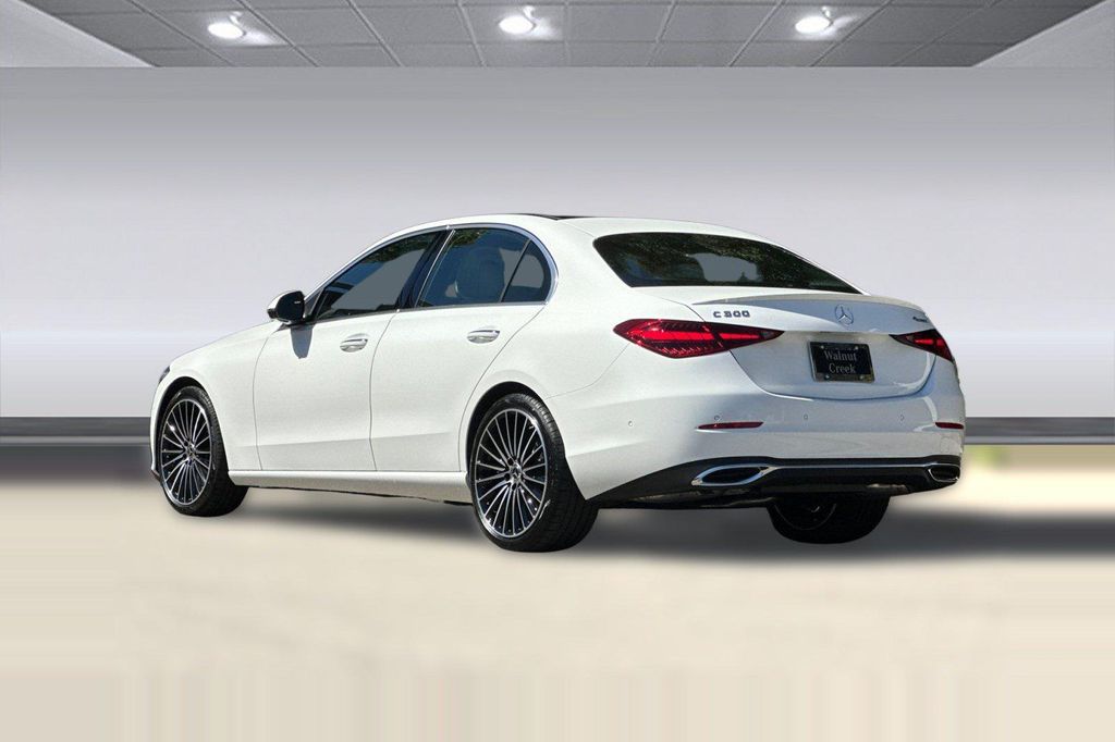2026 Mercedes-BENZ C-CLASS — фото 3
