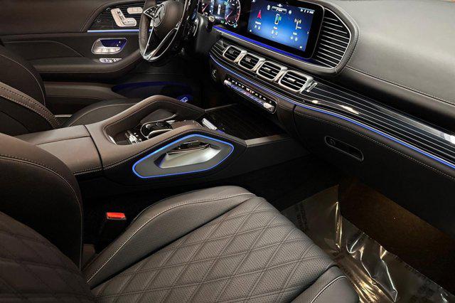2026 Mercedes-BENZ GLS MAYBACH — миниатюра 27