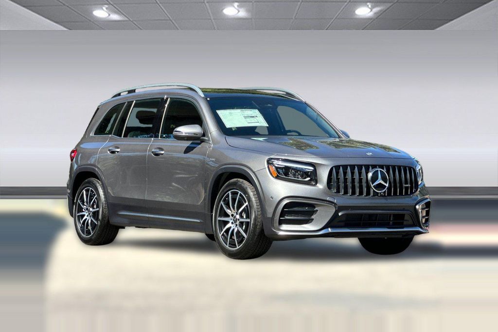 2026 Mercedes-BENZ AMG GLB 35 4MATIC 照片 7