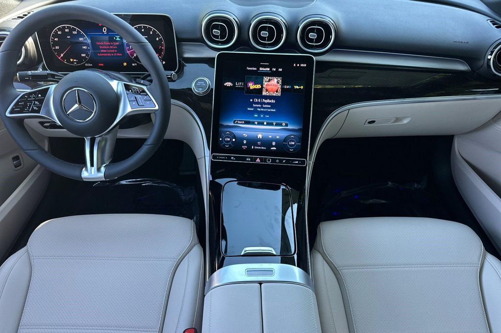 2026 Mercedes-BENZ C-CLASS 缩略图 14