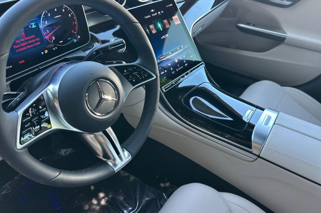 صورة مصغرة 14 لـ 2026 Mercedes-BENZ C-CLASS