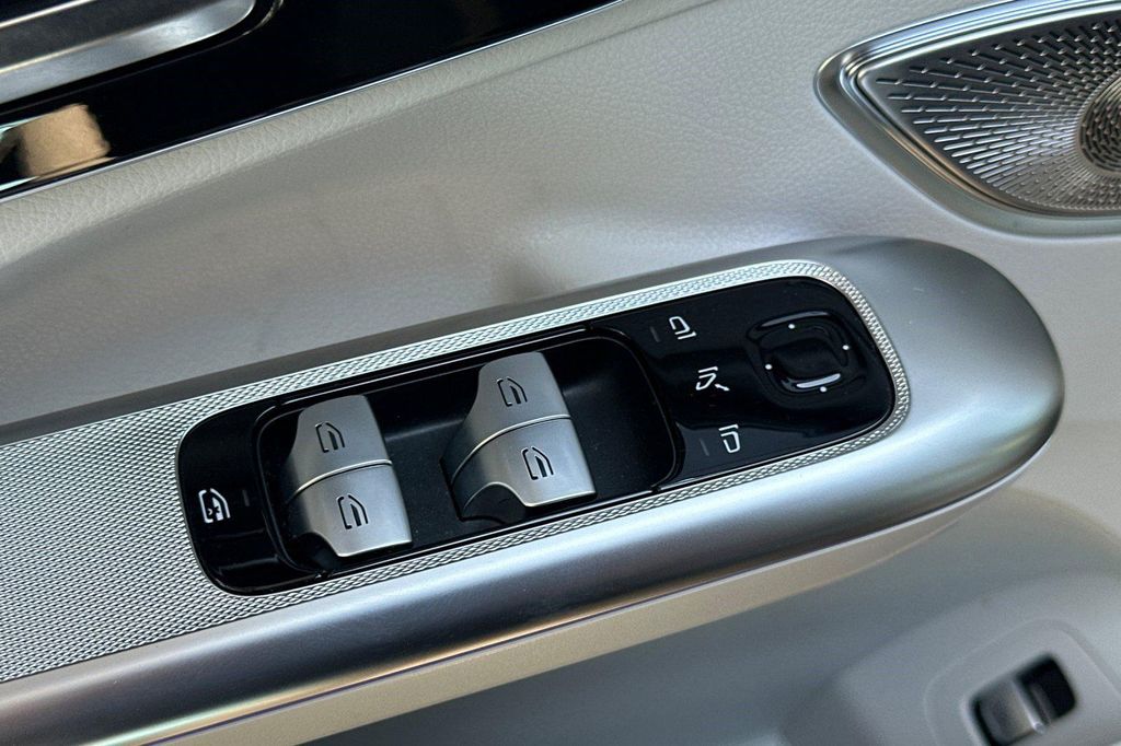 صورة مصغرة 13 لـ 2024 Mercedes-BENZ EQE