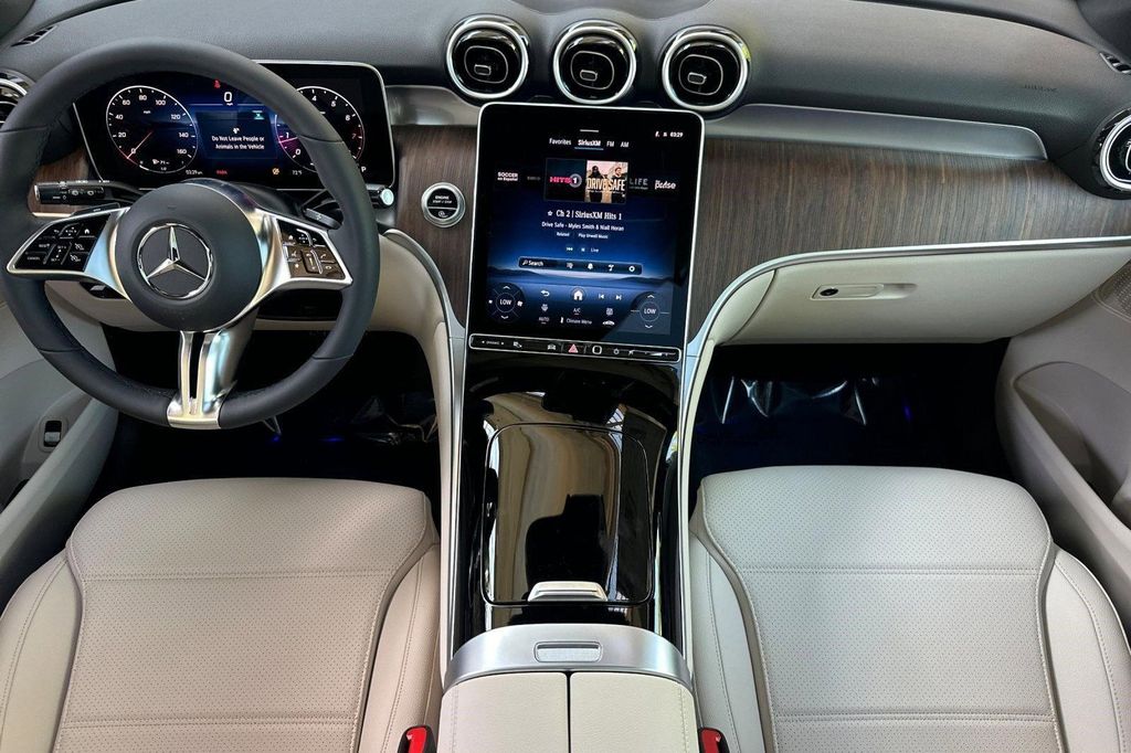 صورة مصغرة 15 لـ 2026 Mercedes-BENZ GLC