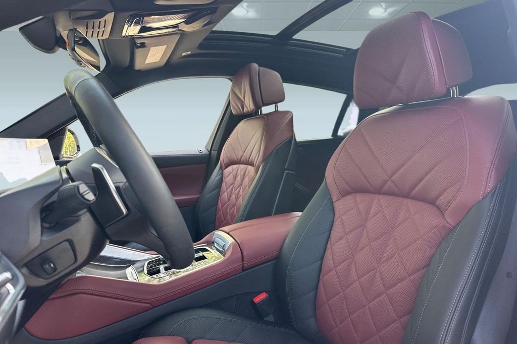 2026 BMW X6 M60I — миниатюра 29