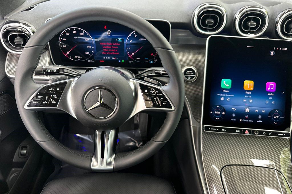 2026 Mercedes-BENZ GLC — миниатюра 26