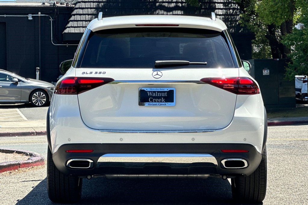 2026 Mercedes-BENZ GLE photo 9