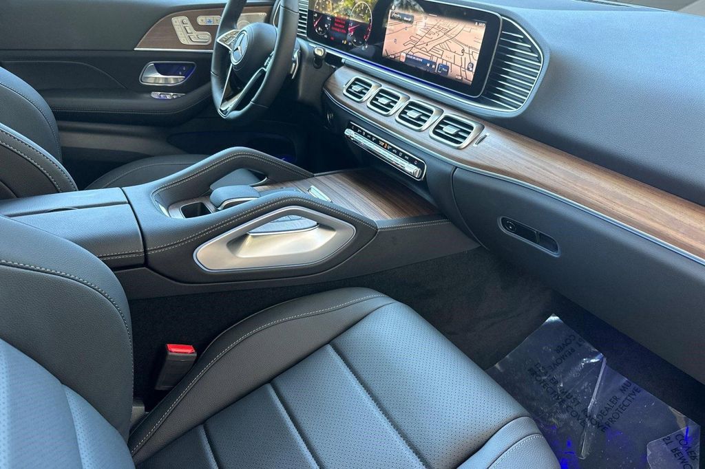 صورة مصغرة 25 لـ 2026 Mercedes-BENZ GLE