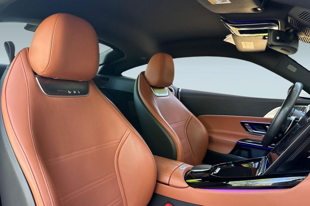 صورة 33 لـ 2024 Mercedes-BENZ AMG GT 55 BASE