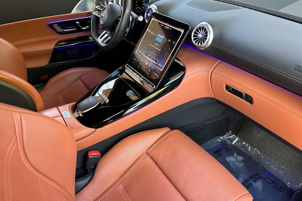 صورة 34 لـ 2024 Mercedes-BENZ AMG GT 55 BASE